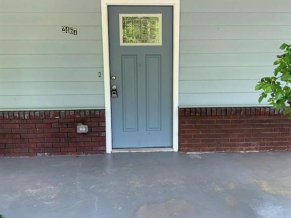 3rd image of 2467 Shady Grove Rd