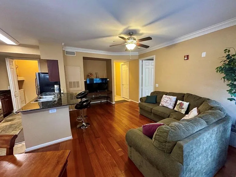 7575 Kirby Dr #1113 — Photo 13