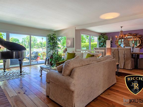 3rd image of 1307 S Bluesail Cir