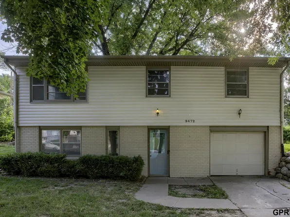 9472 Tomahawk Blvd, Omaha, NE 68134
