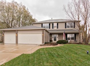 3300 Almond Ln, McHenry, IL 60051