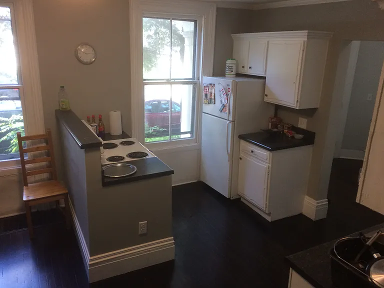 125 Farm St #2 — Photo 7