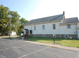 238 Elm St, Struthers, OH