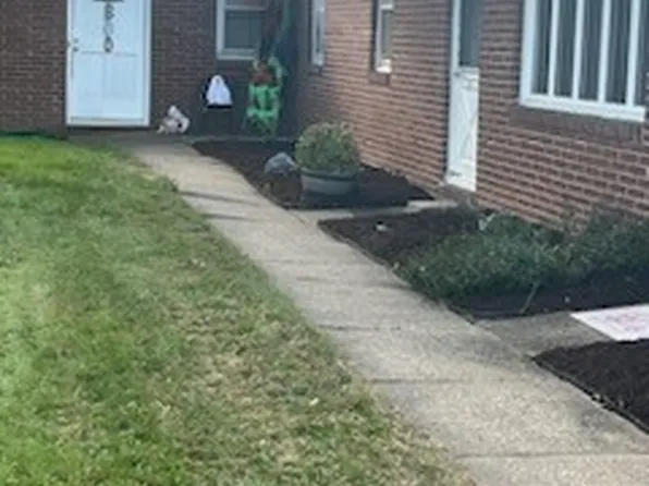 3827-3829 Kaiser Ave NE, Canton, OH 44705