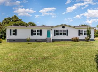 25 Duke Ln, Newton Grove, NC 28366