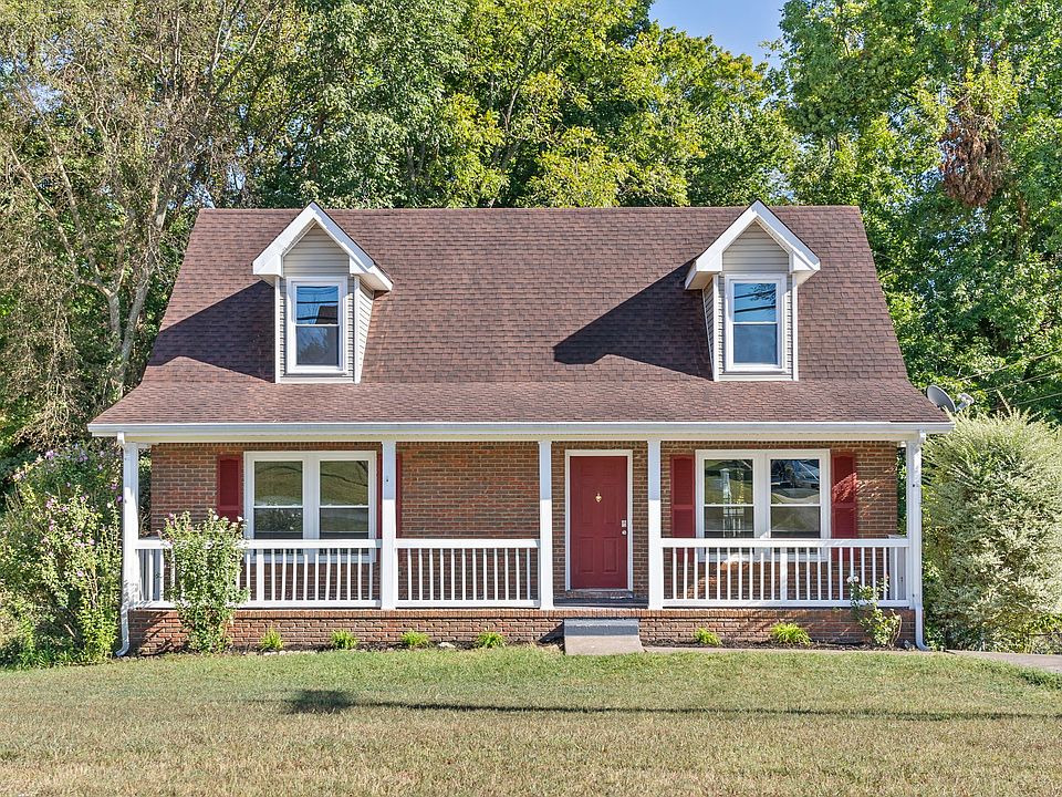 1st image of 208 Sherwood Hills Dr