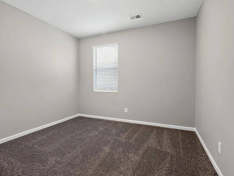 446 Furlough Dr — Photo 10