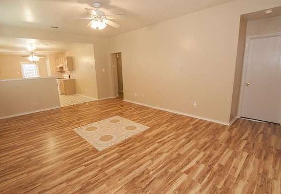 4th image of 11718 Cotton Brook Ct