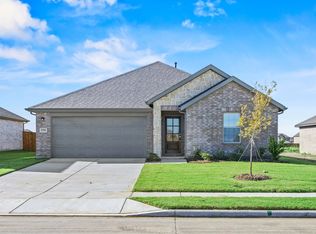535 Forest Hvn, Van Alstyne, TX 75495