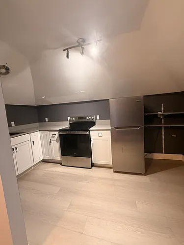 56 Warner Ave #3 Photo 1