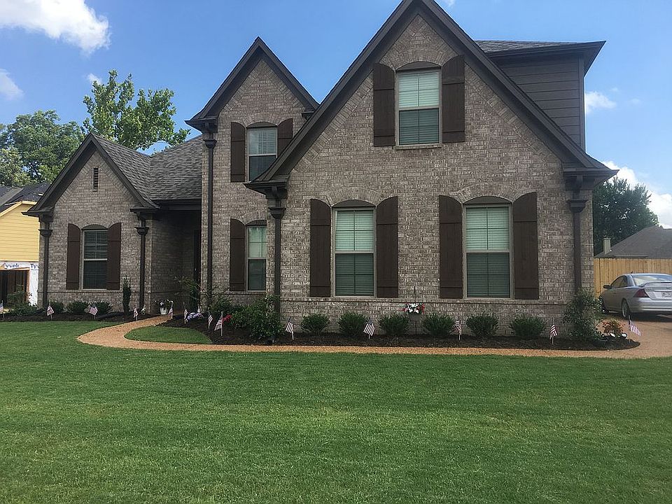 1st image of 3317 Peachtree Dr
