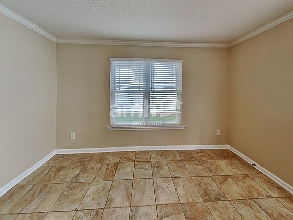 5th image of 11618 English Oak Ln