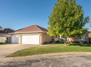 627 South Ave, Sparta, MO 65753