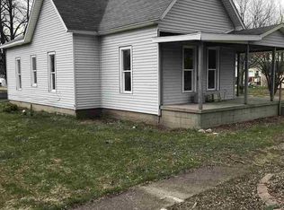 107 N Pecan St, Syracuse, IN 46567