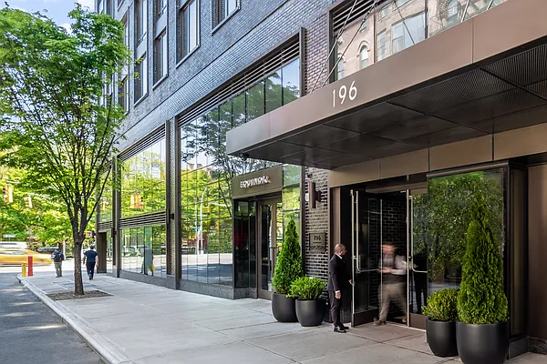 Sold by Nest Seekers International | media 16