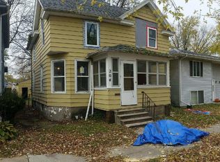 204 Baltimore St, Waterloo, IA 50701