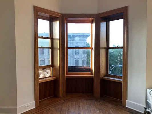 Rented by Compass | media 12