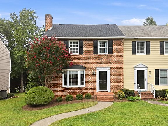 4th image of 820 Appleseed Ct