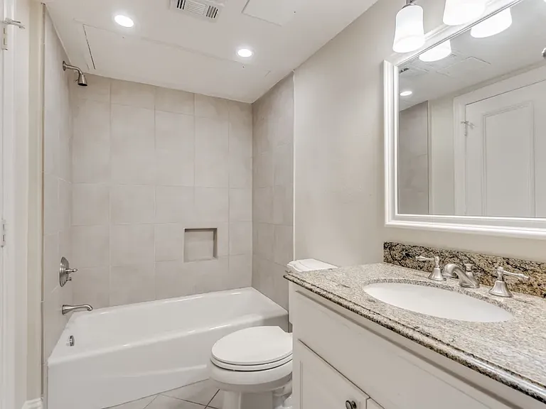 4149 Grassmere Ln #2 — Photo 8
