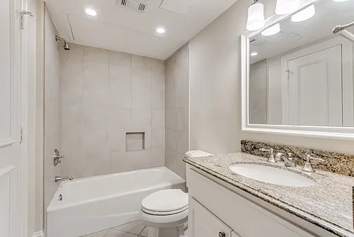 4149 Grassmere Ln #4 Photo 1 4149 Grassmere Ln #4 Photo 1