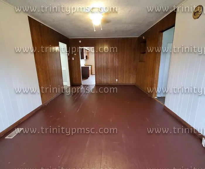 908 Ansel St — Photo 9