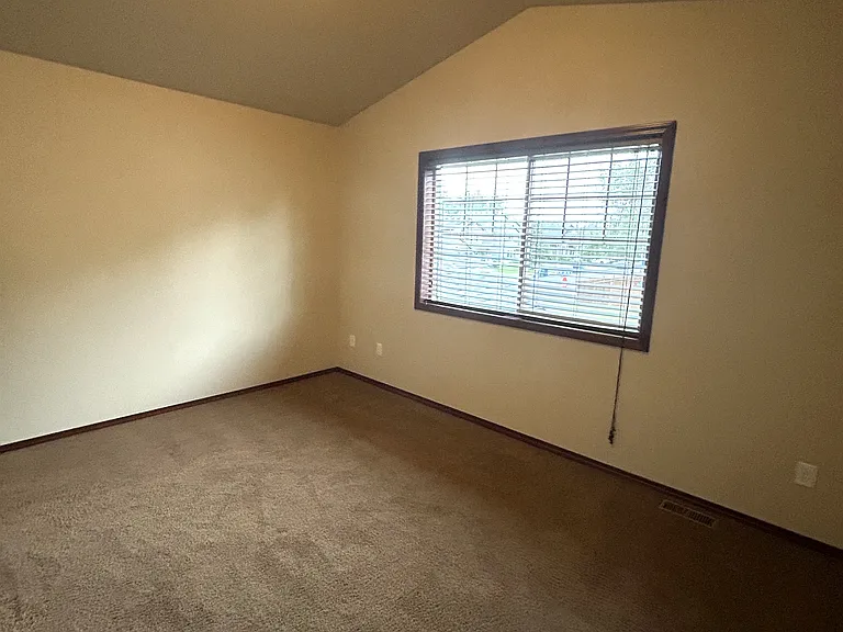 8127 178th Pl NE — Photo 13