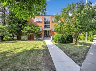 57 Mericourt Rd #310, Hamilton, ON L8S 2N5