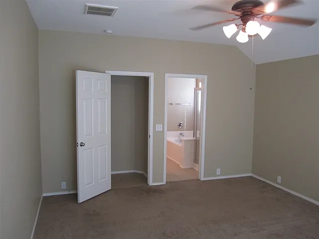 3502 Schumann Oaks Dr — Photo 6