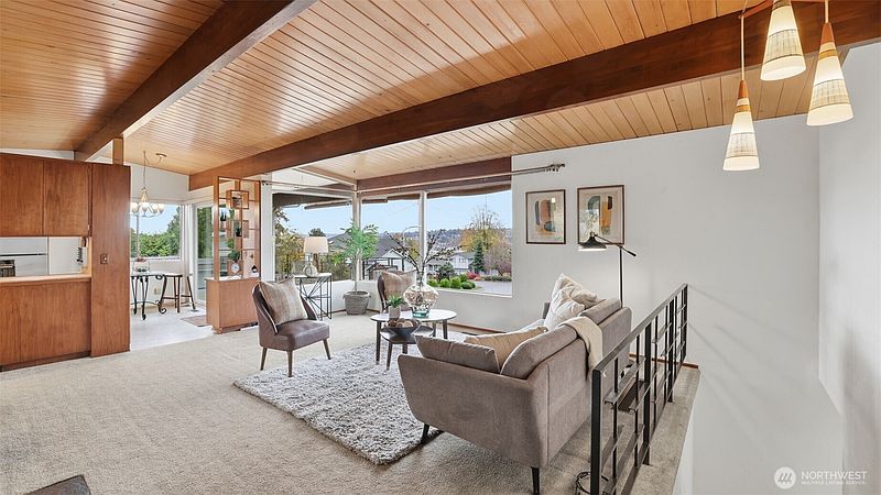 5th image of 1401 Lincoln Avenue NE