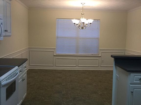 4th image of 807 Tyler Woods Dr