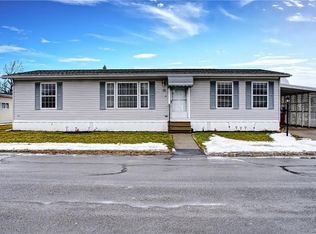 15 Cypress Rd, Buffalo, NY 14227