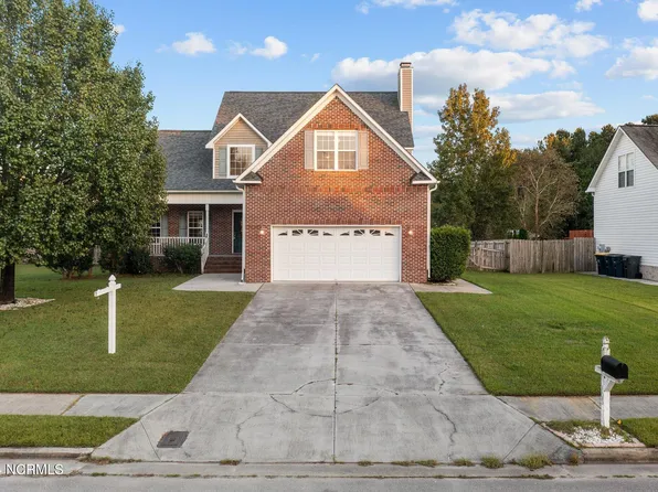 105 Ellington Place, Jacksonville, NC 28540