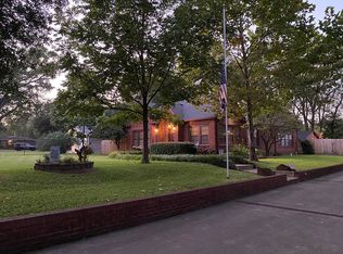 225 E Parker Rd, Nacogdoches, TX 75965