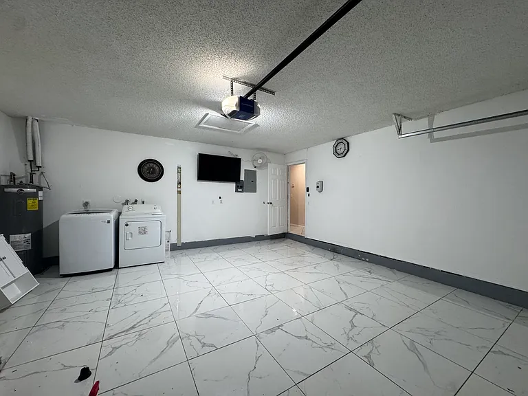 1038 W Jasmine Ln — Photo 30