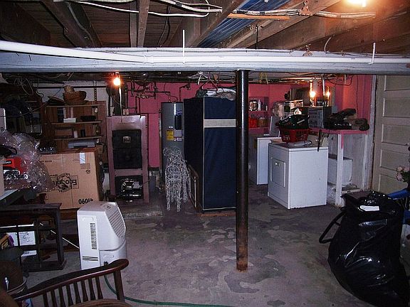 4th image of 24 Morrissey Dr