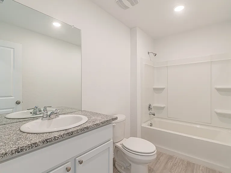 6406 Kemper Pl — Photo 5