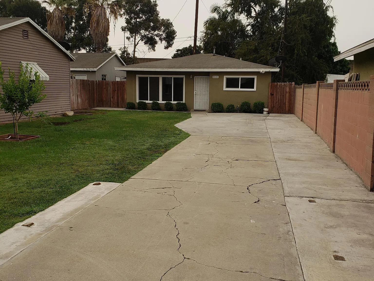 8540 Park St — Photo 2