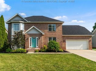 1571 Thistlewood Cir, Hurricane, WV 25526