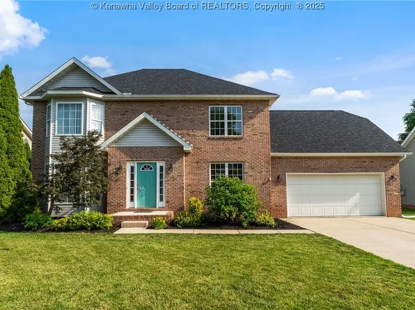 1571 Thistlewood Cir, Hurricane, WV 25526