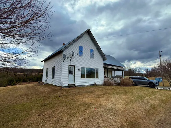 2570 Maple Hill Road, Barton, VT 05822
