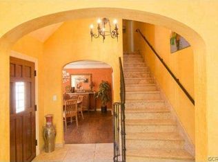 2032 Greenleaf St, Santa Ana, CA 92706