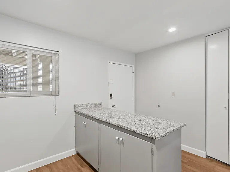 745 F St #2 — Photo 6
