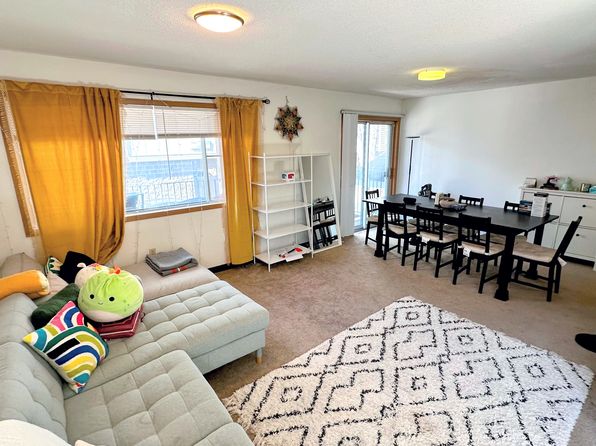 133 27th Ave SE APT 2