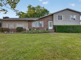 2471 Valley Church Dr, Clio, MI 48420