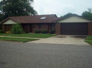 210 Woodland Dr, Lebanon, IN 46052