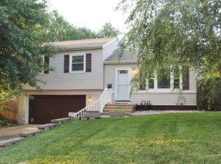 16408 E 32nd St S, Independence, MO 64055