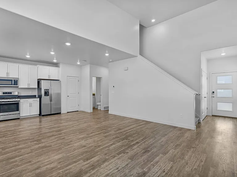 4287 E Golden Grv — Photo 10