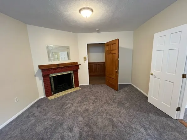 (undisclosed Address), Somerville, MA 02145