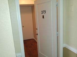 279 Breckinridge Sq, Louisville, KY 40220
