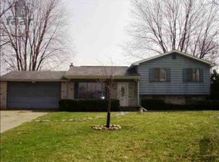 10019 Shadyhill Ln, Grand Blanc, MI 48439